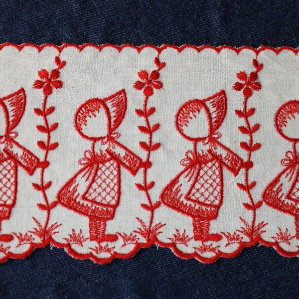 broderie petite fille